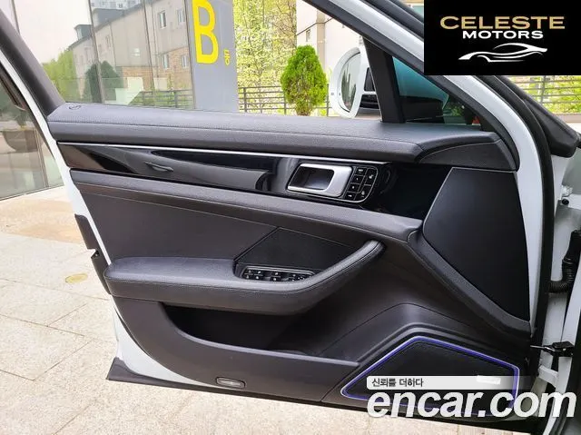 PORSCHE Panamera (971) 3.0 AWD 2018 — photo 15 sur 26