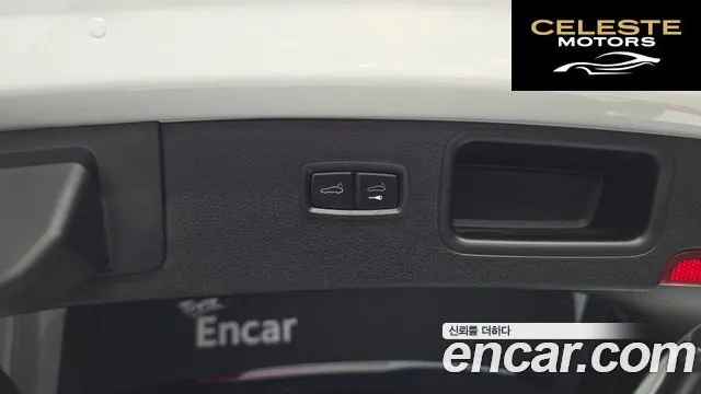 PORSCHE Macan 2.0 2018 — photo 19 sur 26