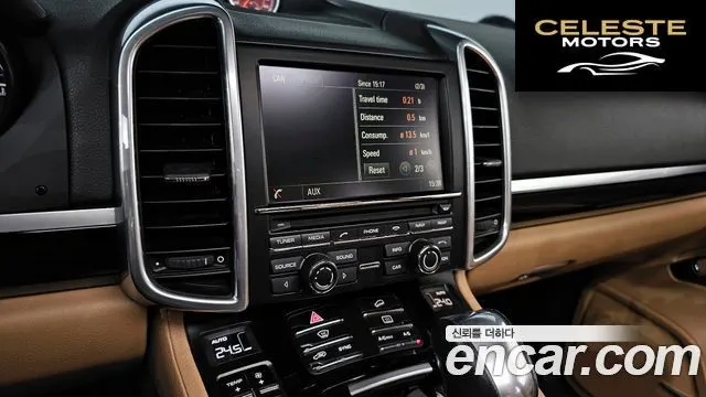 PORSCHE Cayenne 3.0 2016 — photo 14 sur 20