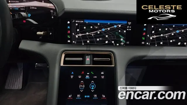 PORSCHE Taycan Turbo 2021 — photo 12 sur 20