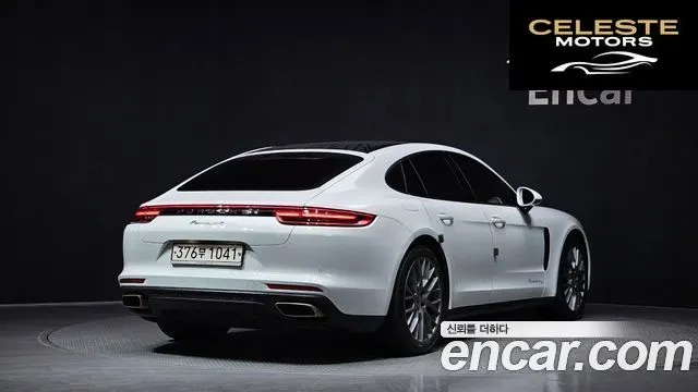 PORSCHE Panamera (971) 3.0 AWD 2020 — photo 2 sur 33