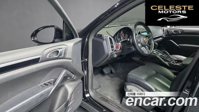 PORSCHE Cayenne 3.0 2015 — photo 12 sur 45