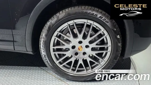 PORSCHE Cayenne 3.0 2015 — photo 6 sur 45