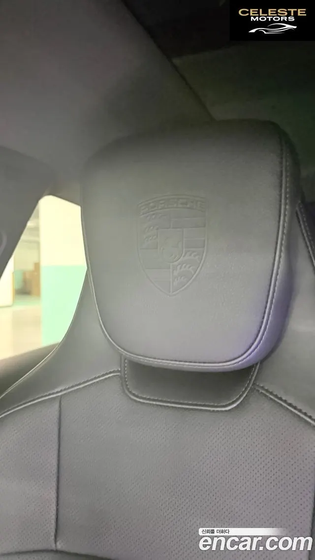 PORSCHE Taycan 4S 2021 — photo 8 sur 12