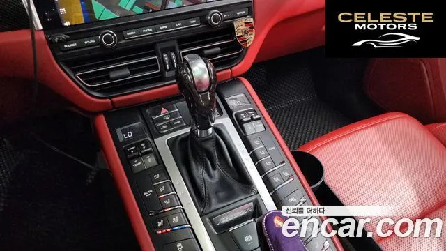 PORSCHE Macan 2.9 GTS 2020 — photo 12 sur 39