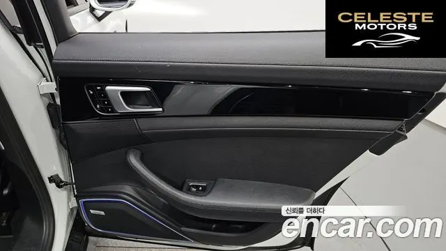 PORSCHE Panamera (971) 3.0 AWD 2018 — photo 14 sur 35