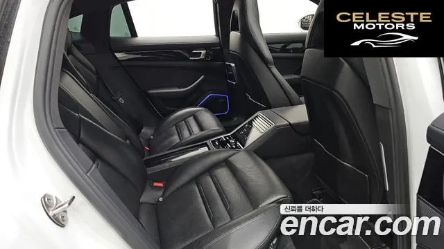 PORSCHE Panamera (971) 3.0 AWD 2018 — photo 17 sur 35