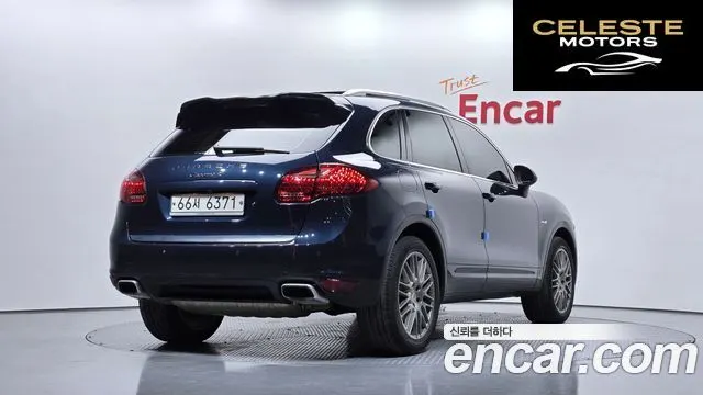 PORSCHE Cayenne 4.2 S 2014 — photo 2 sur 20