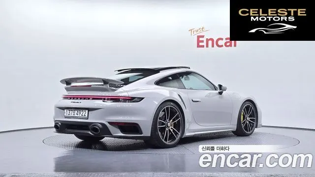PORSCHE 911 (992) Turbo S 2022 — photo 2 sur 20