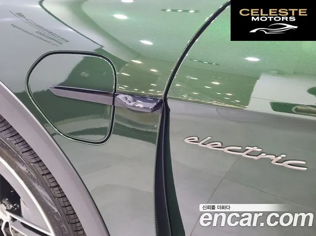 PORSCHE Taycan Turbo 2025 — photo 19 sur 26