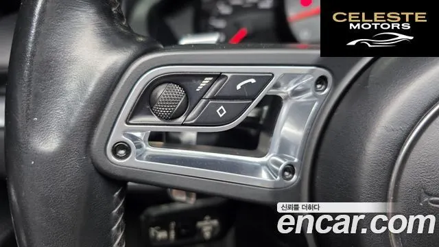 PORSCHE 718 Boxster S 2.5 2018 — photo 26 sur 40