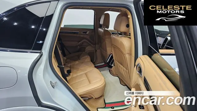 PORSCHE Cayenne 3.0 Edition 2017 — photo 18 sur 34