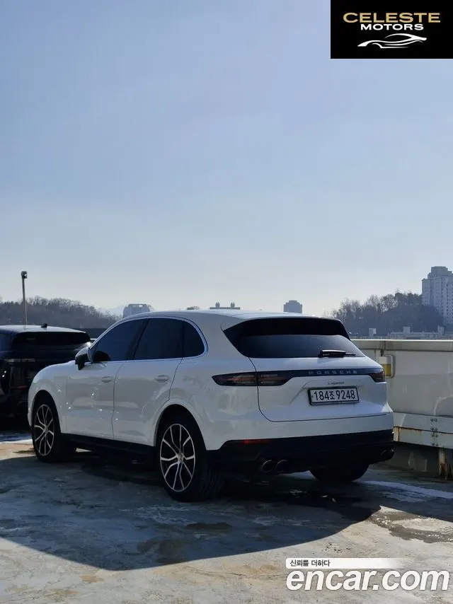PORSCHE Cayenne (PO536) 3.0 2020 — photo 17 sur 19