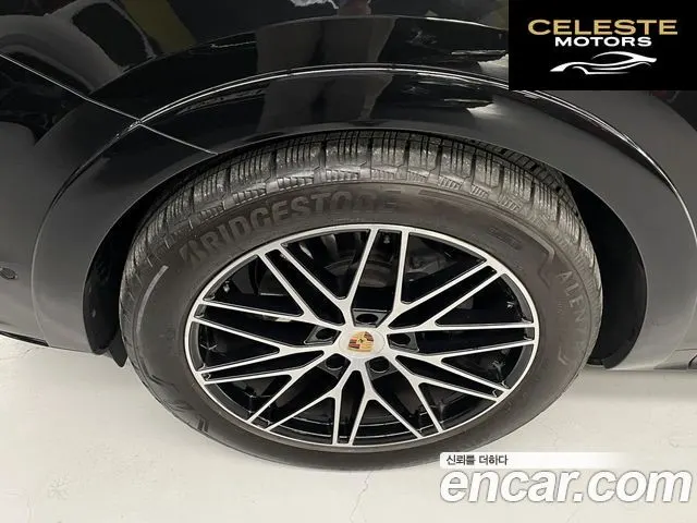 PORSCHE Cayenne (PO536) 3.0 Coupé 2025 — photo 5 sur 26