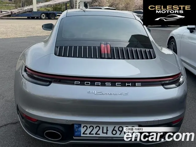 PORSCHE 911 Carrera 4S 2024 — photo 4 sur 24