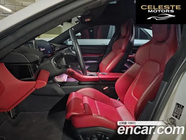 PORSCHE Taycan Turbo 2022 — photo 10 sur 26