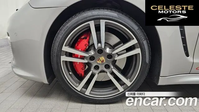 PORSCHE Panamera 4.8 GTS 2013 — photo 5 sur 20