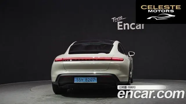 PORSCHE Taycan 4S 2021 — photo 4 sur 20
