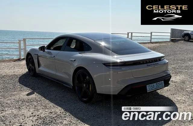 PORSCHE Taycan Turbo S 2023 — photo 10 sur 26