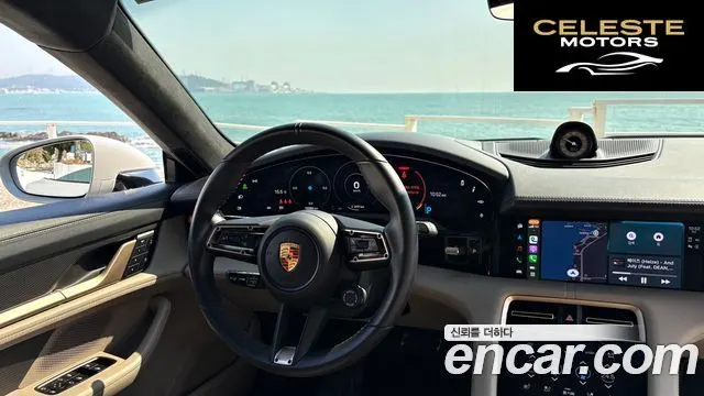 PORSCHE Taycan Turbo S 2023 — photo 13 sur 26
