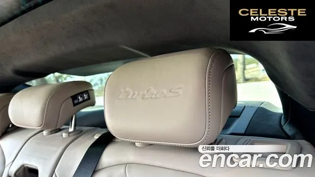 PORSCHE Taycan Turbo S 2023 — photo 16 sur 26