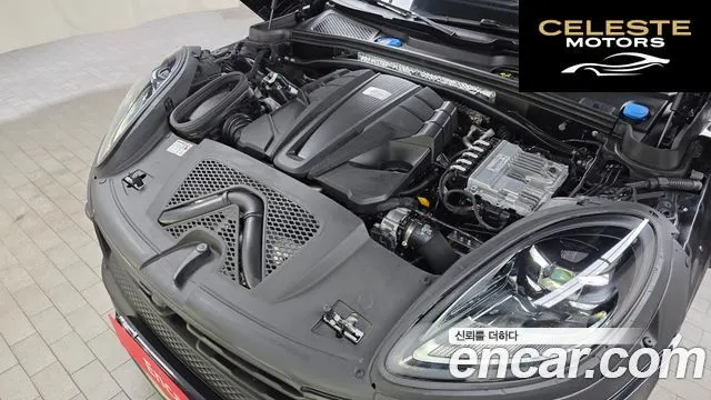 PORSCHE Macan 2.9 GTS 2024 — photo 6 sur 20