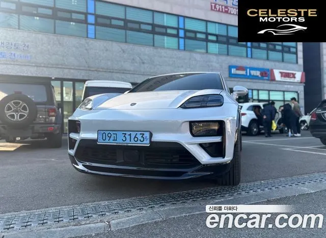 PORSCHE Macan EV Turbo 2025 — photo 3 sur 8