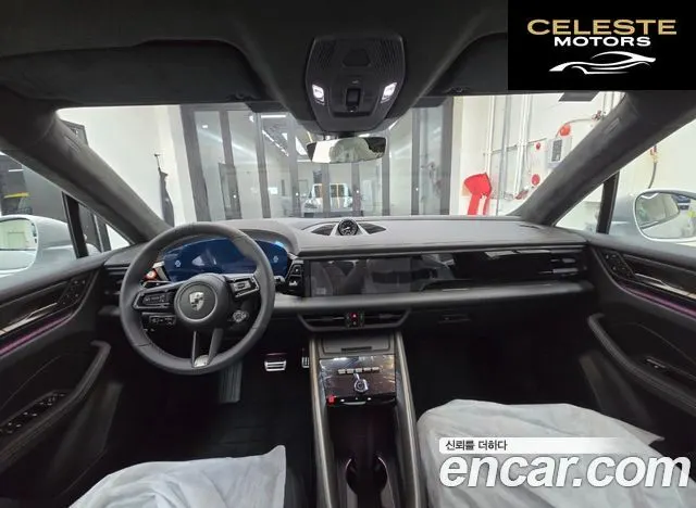 PORSCHE Macan EV Turbo 2025 — photo 5 sur 8