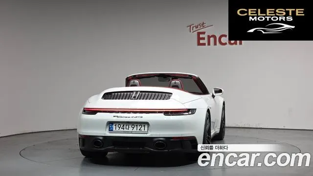 PORSCHE 911 (992) Carrera 4 GTS Cabriolet 2022 — photo 3 sur 33