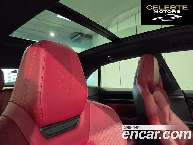 PORSCHE Macan EV 4 2025 — photo 10 sur 18