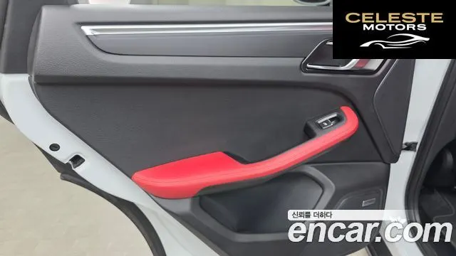 PORSCHE Macan 2.0 2021 — photo 15 sur 37