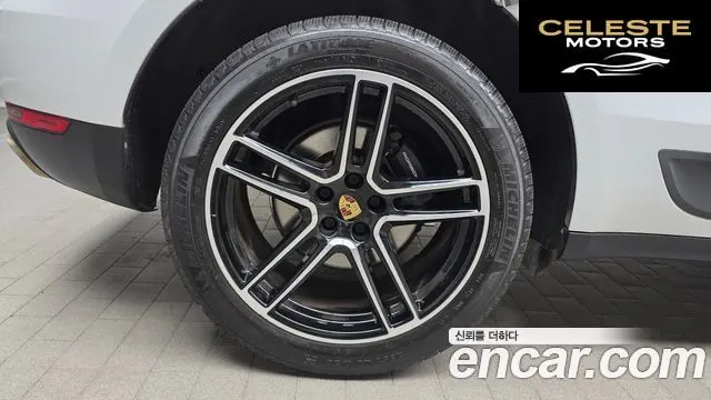 PORSCHE Macan 2.0 2021 — photo 5 sur 37