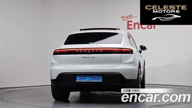 PORSCHE Macan EV 4S 2025 — photo 4 sur 40