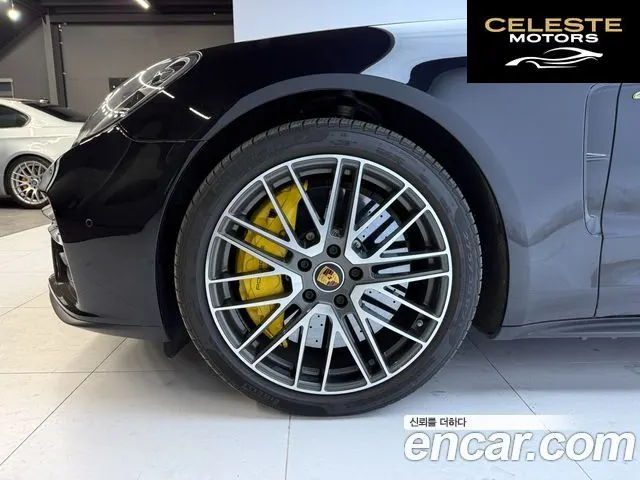 PORSCHE Panamera (971) 4.0 Turbo S E-High 2022 — photo 5 sur 26
