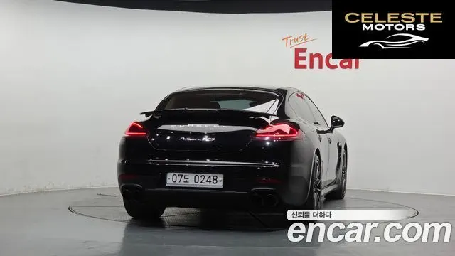 PORSCHE Panamera 4.8 GTS 2016 — photo 4 sur 20