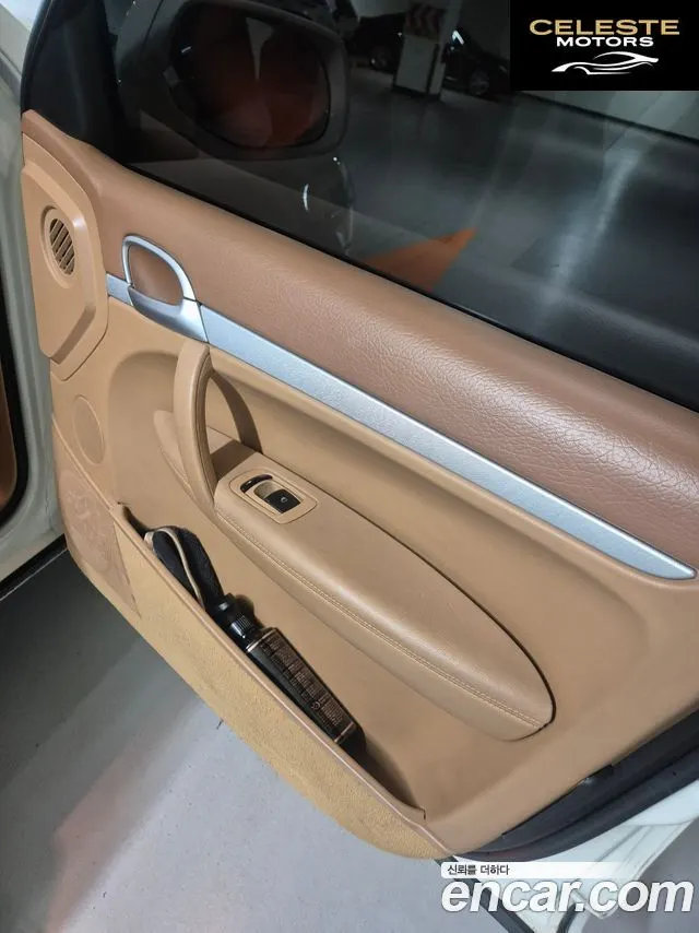 PORSCHE Cayenne 3.6 2009 — photo 24 sur 26
