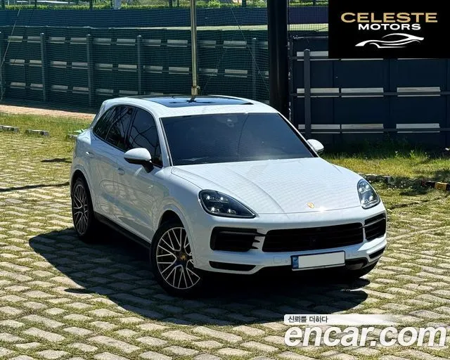 PORSCHE Cayenne (PO536) 3.0 2021 — photo 16 sur 26