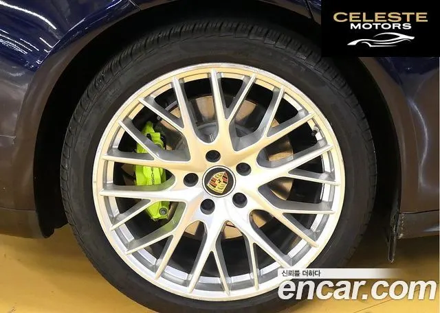 PORSCHE Panamera (971) 2.9 AWD E-High 2021 — photo 5 sur 26
