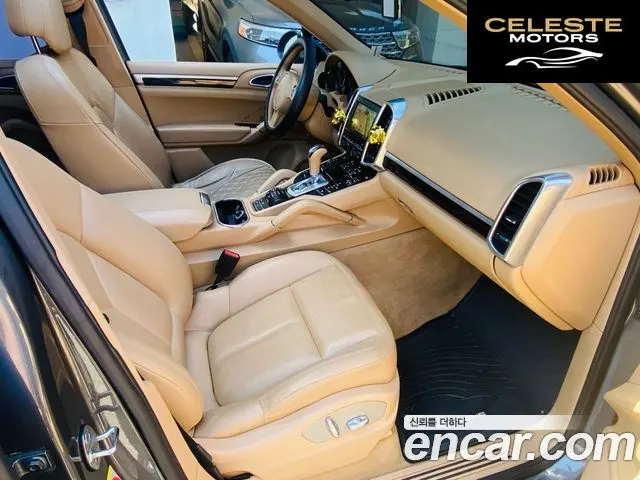 PORSCHE Cayenne 3.0 2013 — photo 11 sur 20