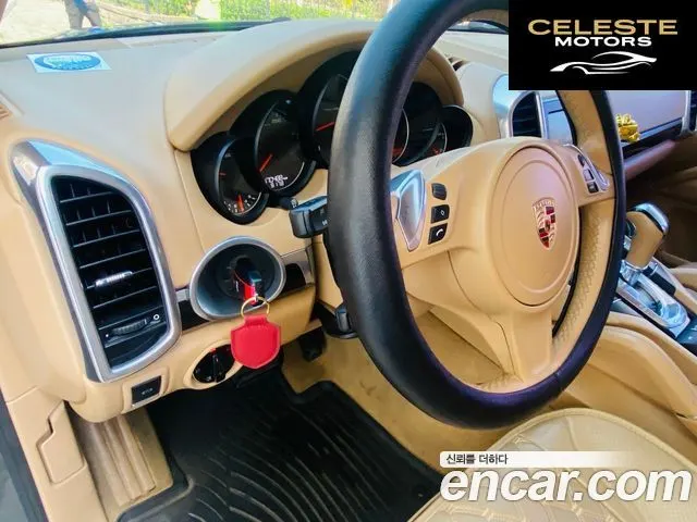 PORSCHE Cayenne 3.0 2013 — photo 13 sur 20