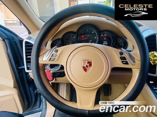 PORSCHE Cayenne 3.0 2013 — photo 14 sur 20
