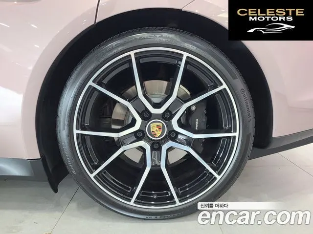 PORSCHE Taycan 2024 — photo 20 sur 26
