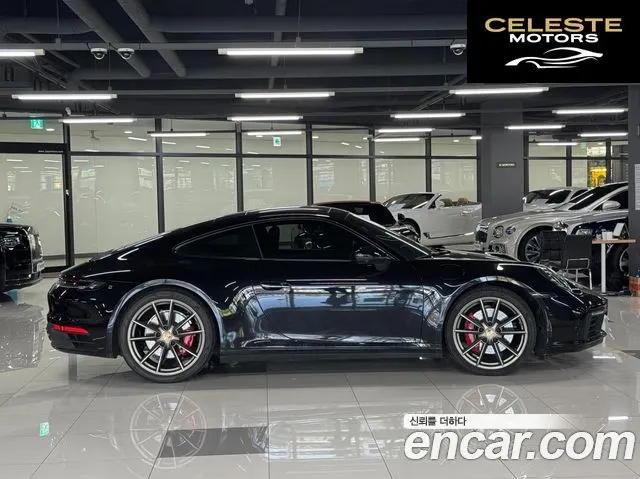 PORSCHE 911 (992) Carrera S 2020 — photo 2 sur 21