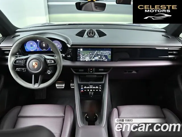 PORSCHE Macan EV 4 2025 — photo 24 sur 26