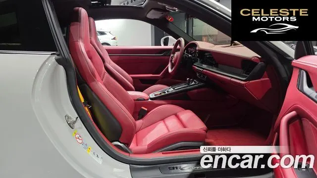 PORSCHE 911 (992) Carrera 4 GTS 2022 — photo 16 sur 30