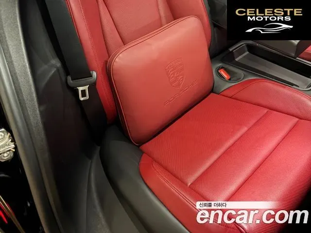 PORSCHE Taycan 4S 2021 — photo 10 sur 25