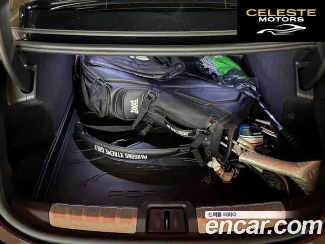 PORSCHE Taycan 4S 2021 — photo 13 sur 25