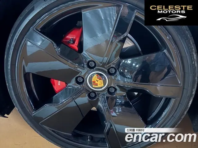PORSCHE Taycan 4S 2021 — photo 7 sur 25