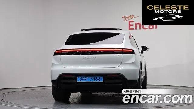 PORSCHE Macan EV 4S 2025 — photo 4 sur 40