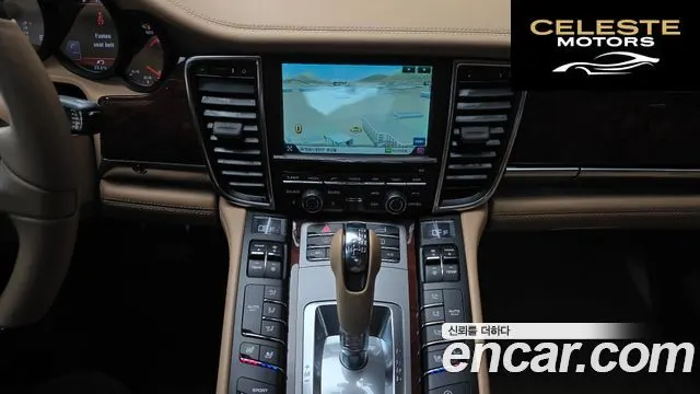 PORSCHE Panamera 3.0 4S 2014 — photo 14 sur 20